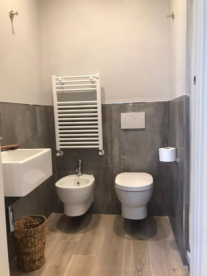 Rooms La Spezia 5 Terre ภายนอก รูปภาพ
