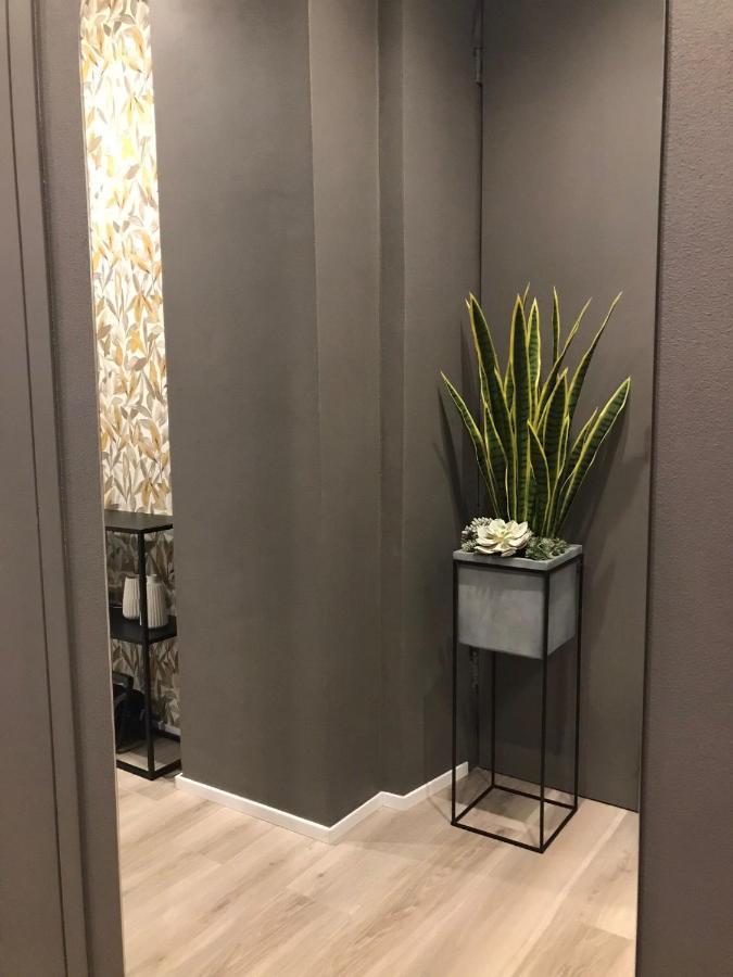 Rooms La Spezia 5 Terre ภายนอก รูปภาพ